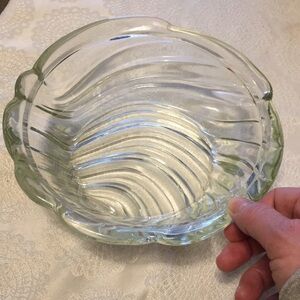 Vintage Sea Shell Design Glass Dish.